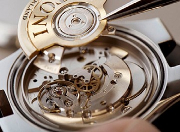 哈尔滨劳力士指定保养地址