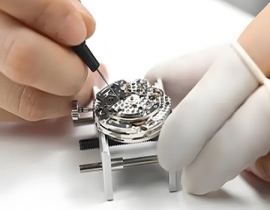 哈尔滨劳力士石英表起雾